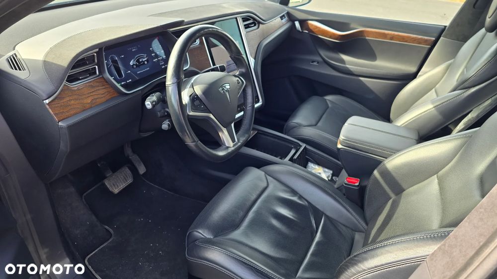 Tesla Model X Long Range Plus - 25