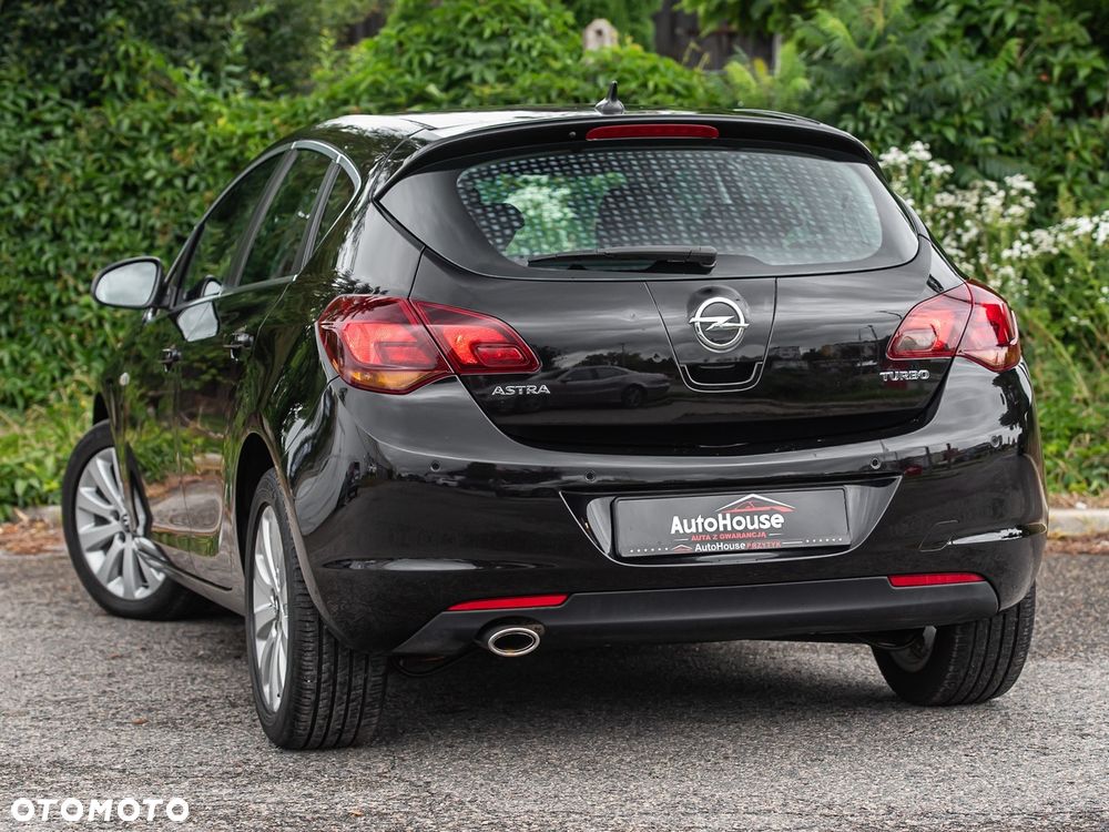 Opel Astra 1.6 Turbo Cosmo - 8