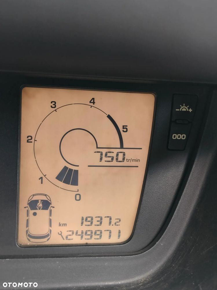Citroën C4 Picasso 2.0 HDi Exclusive - 19