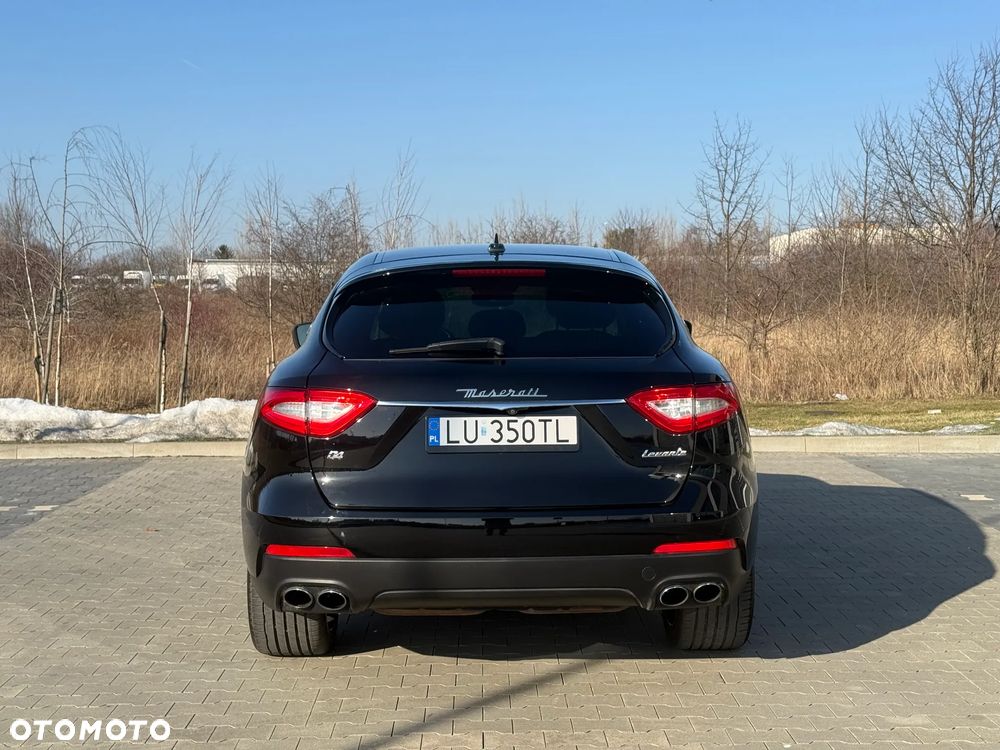 Maserati Levante Q4 - 12