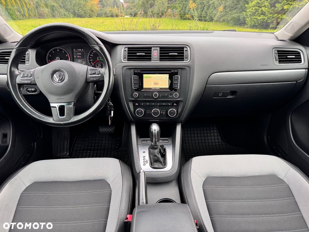 Volkswagen Jetta 1.4 TSI Highline DSG - 14