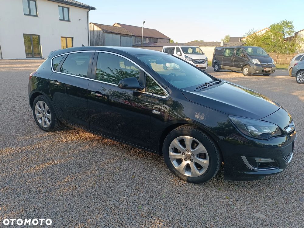 Opel Astra 1.7 CDTI Cosmo - 12