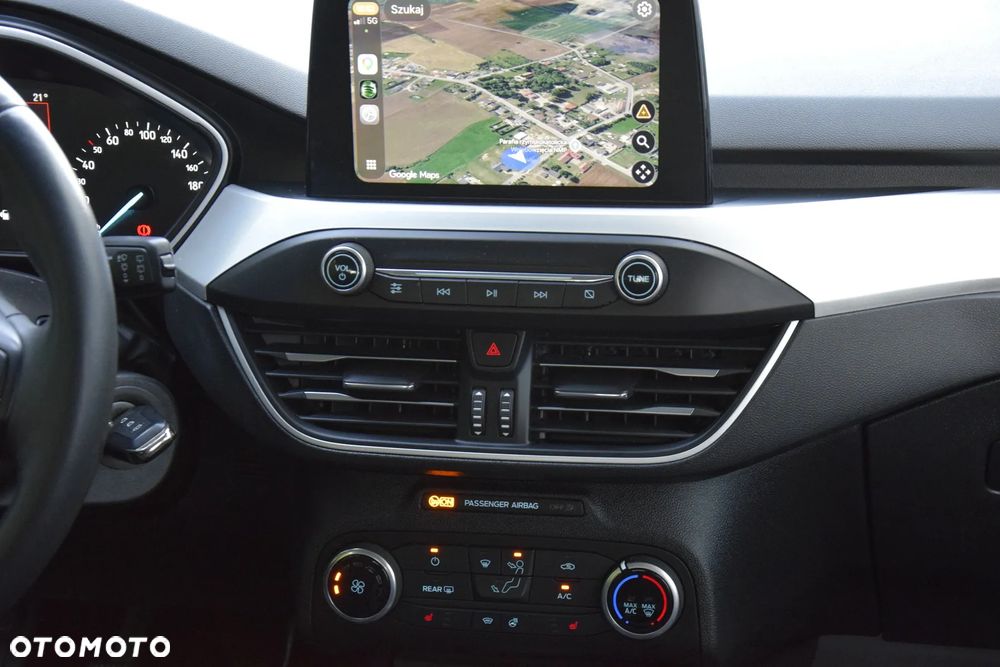 Ford Focus 1.0 EcoBoost STart-Stopp-System TITANIUM DESIGN - 29