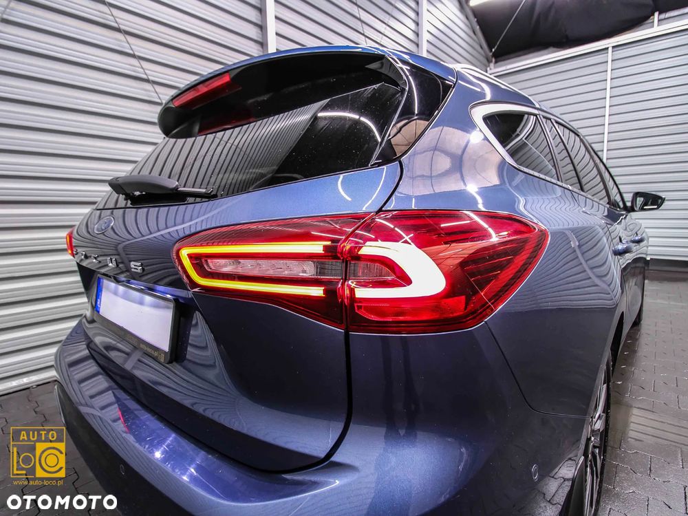 Ford Focus 1.0 EcoBoost Titanium X - 39
