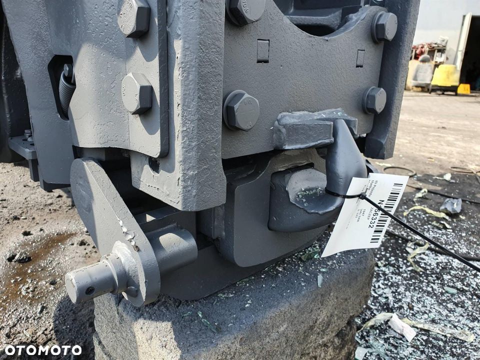 ZACZEP TYLNY VALTRA S 323 HITCH DOLNY 2011 - 1