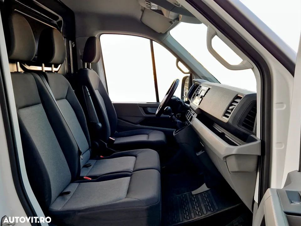 Volkswagen Crafter - 13