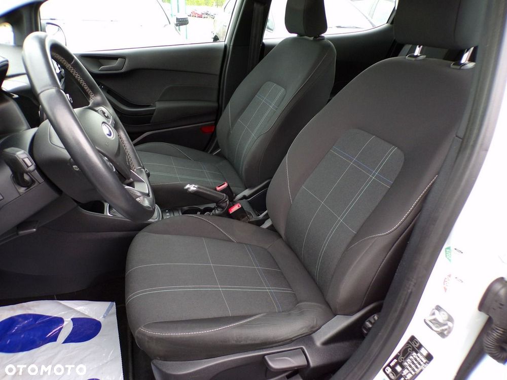 Ford Fiesta - 21