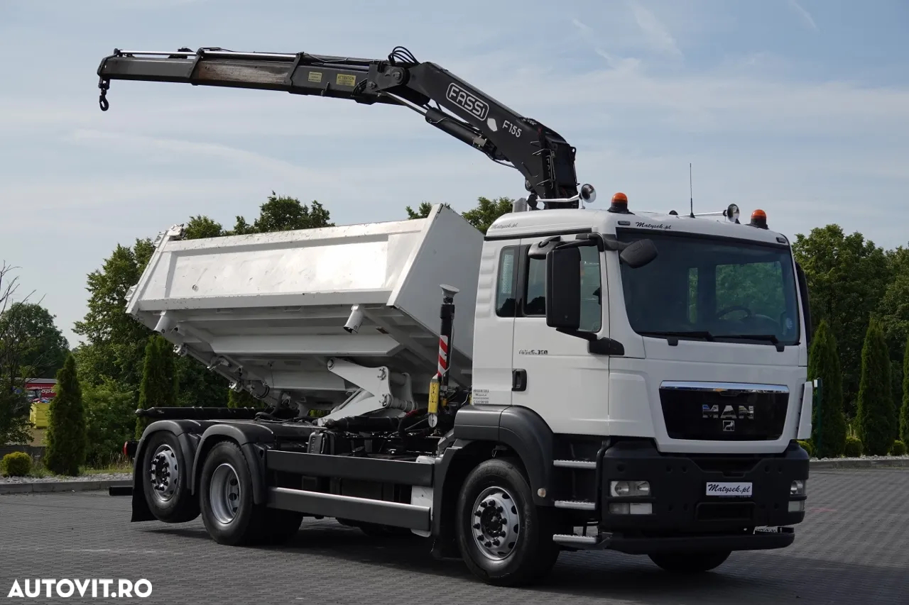 MAN TGS 26.360 / 6X2 / BASCULĂ + HDS FASSI F155A / CAPACITATE DE RIDICARE 6 160 KG / BORDMATIC / AXĂ RIDICATĂ / EURO 5 - 7