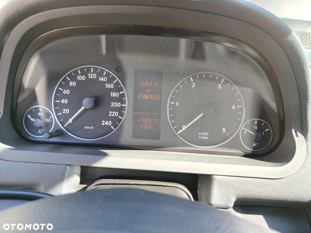 Mercedes-Benz Klasa A 200 CDI Avantgarde - 18