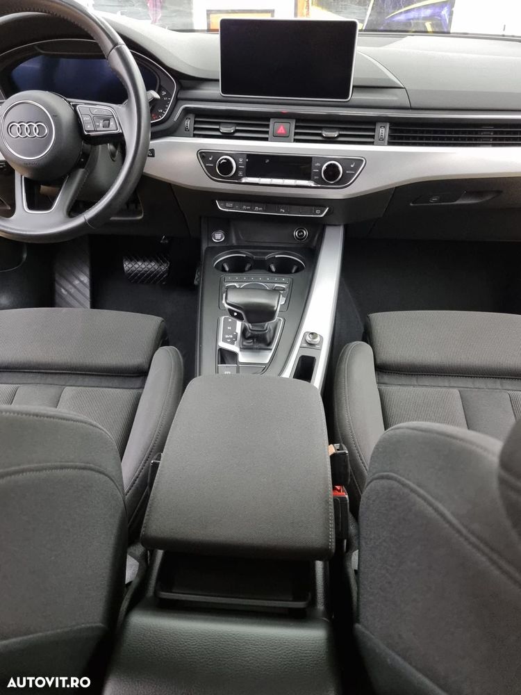 Audi A4 2.0 TDI S tronic Sport - 11