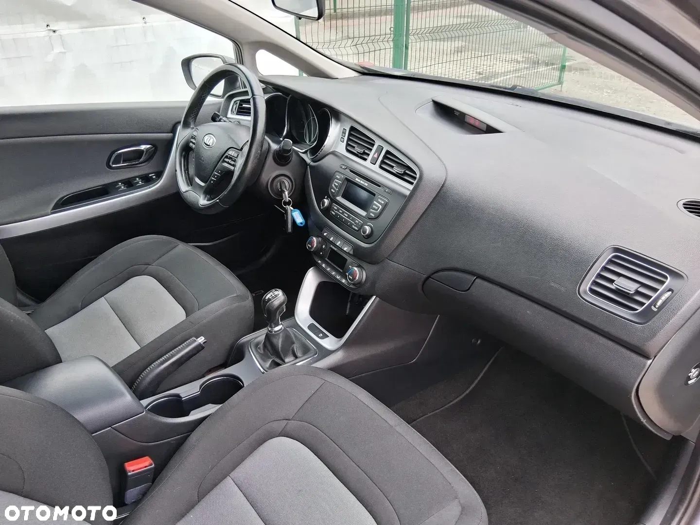 Kia Ceed 1.6 GDI Fifa World Cup Edition - 16