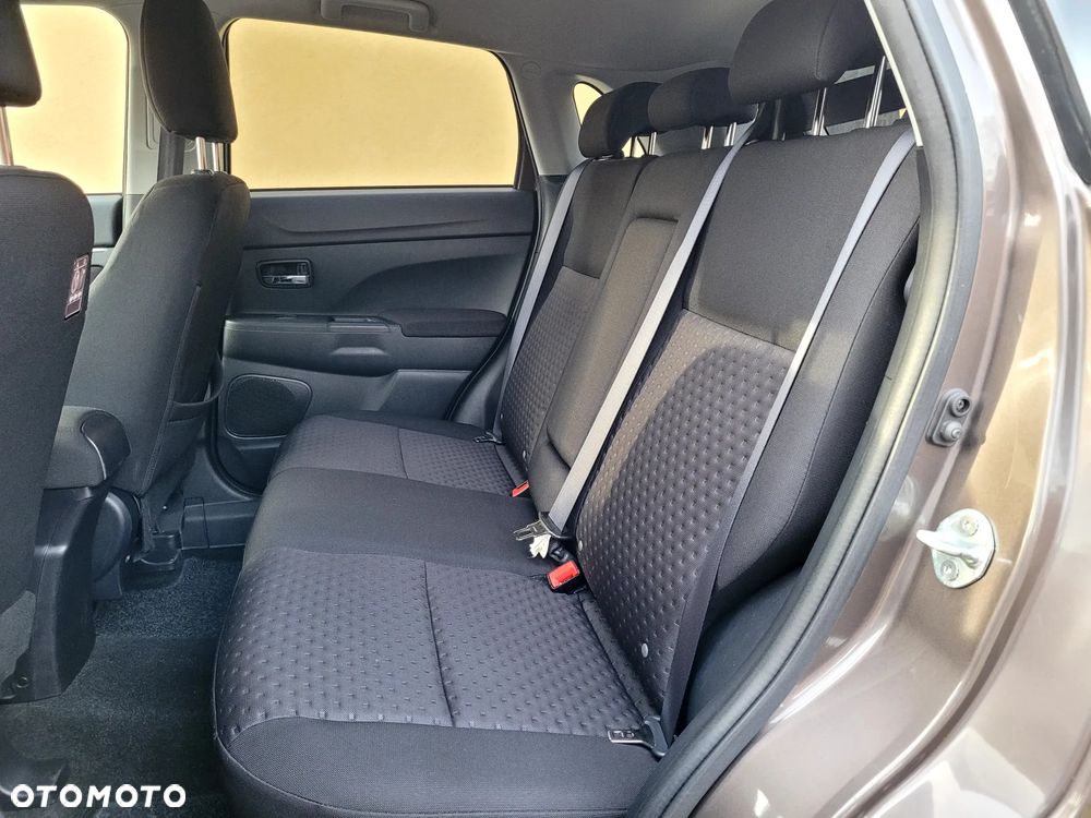 Mitsubishi ASX 1.8 DI-D 2WD Edition - 21