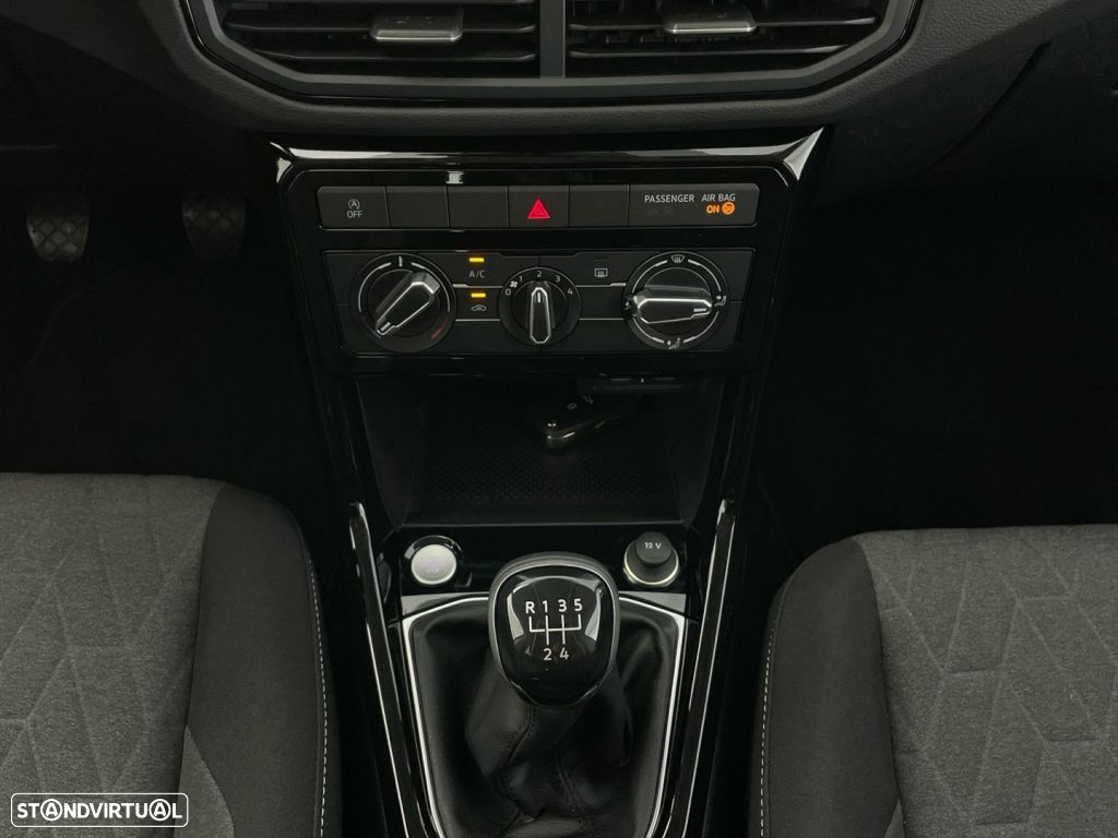 VW T-Cross 1.0 TSI Life - 17