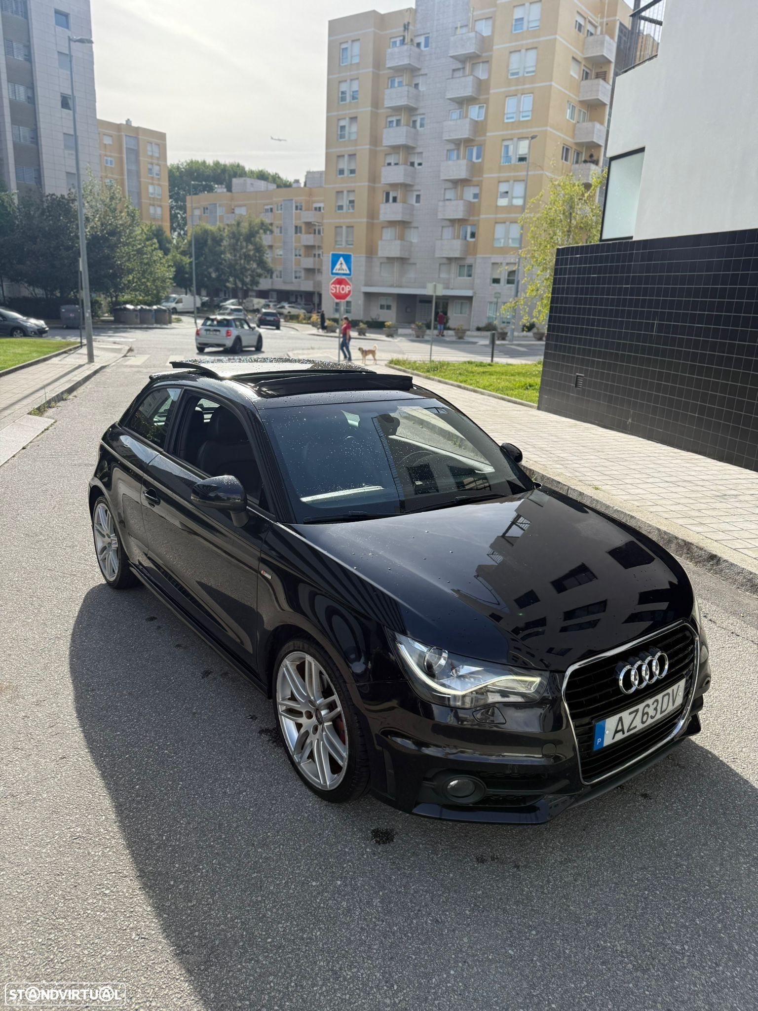 Audi A1 1.6 TDI S-line - 1