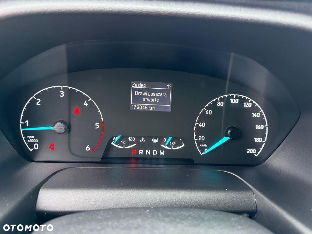 Ford Transit Custom - 32