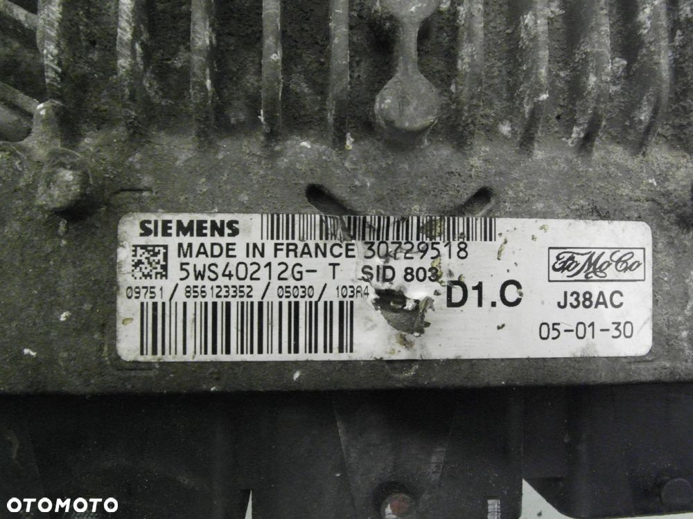 STEROWNIK VOLVO S40 II (MS) 2.0 D - D 4204 T 30729518 5WS40212GT - 4