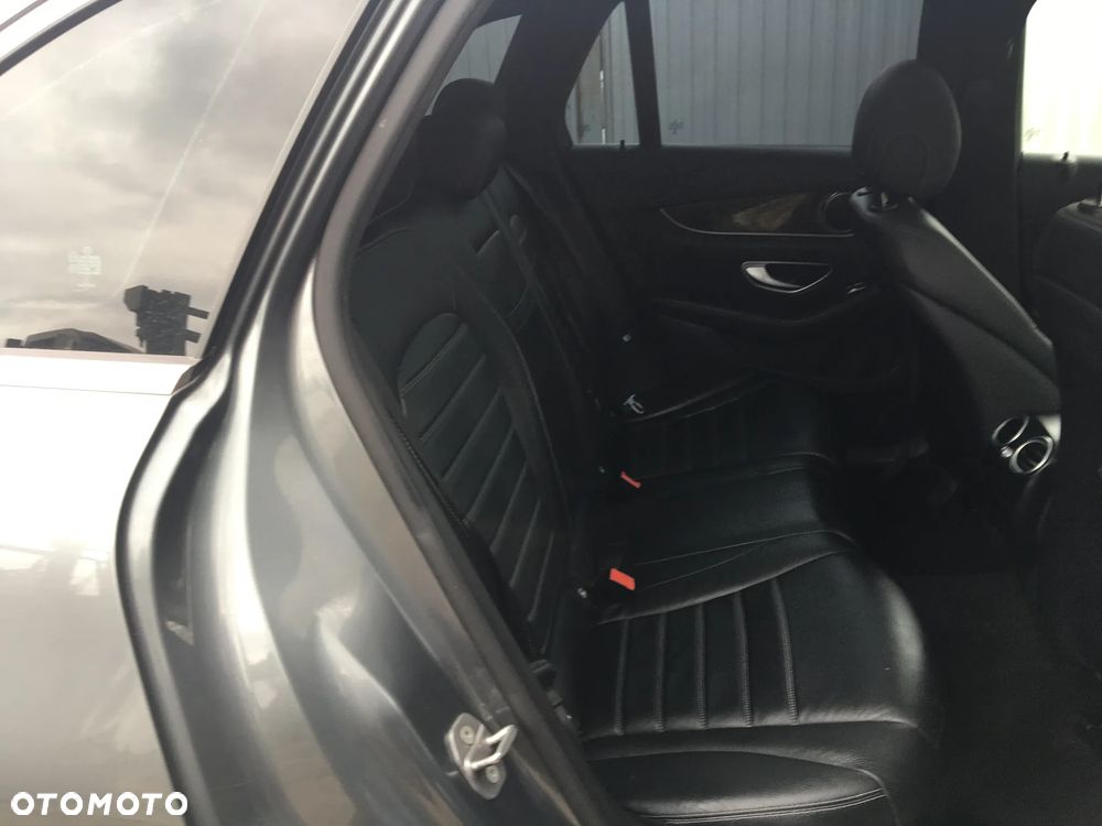 Mercedes-Benz GLC - 8