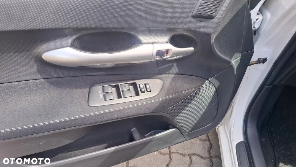 Toyota Auris - 14