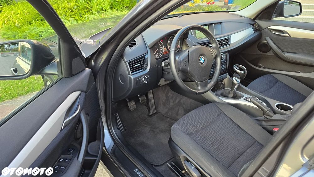 BMW X1 sDrive18i xLine - 9