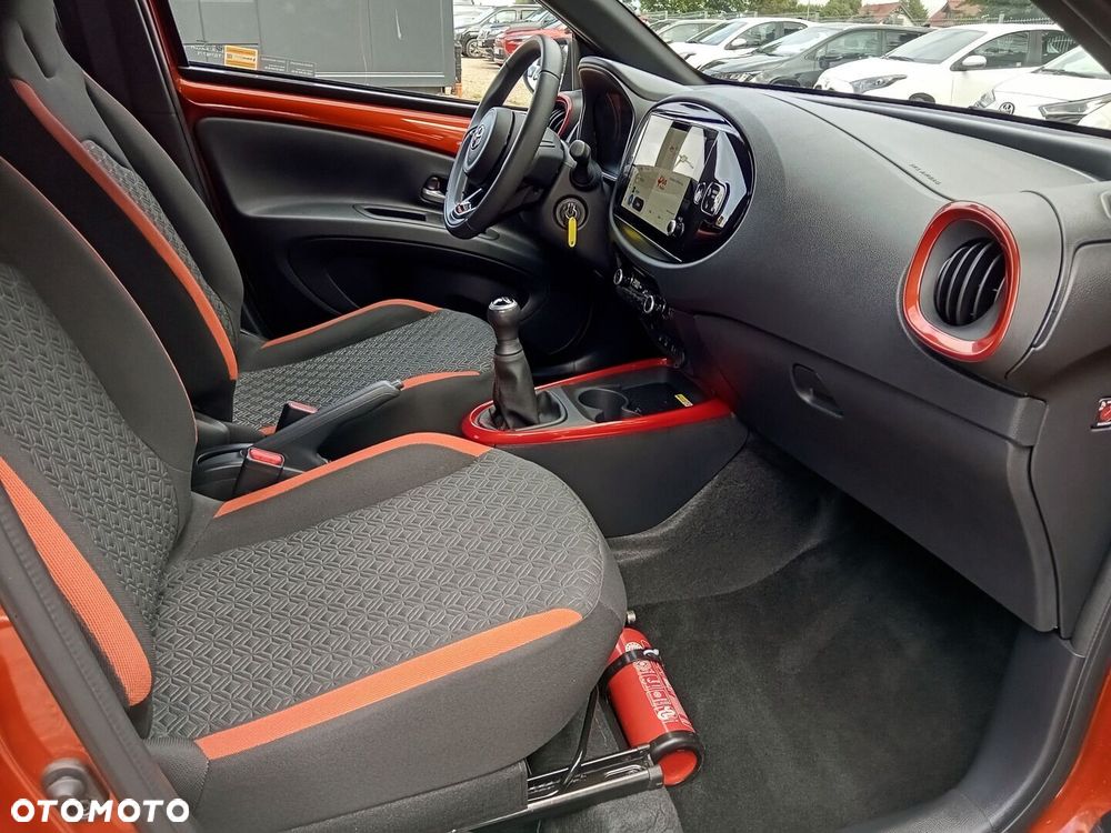 Toyota Aygo X - 6