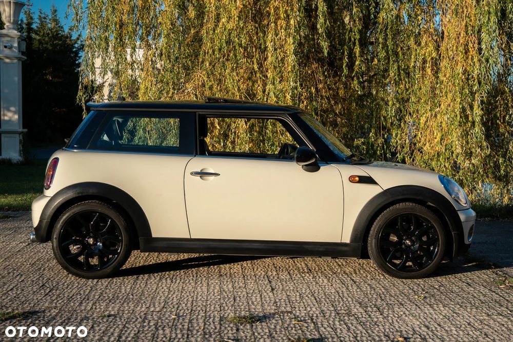 MINI Cooper Standard - 6