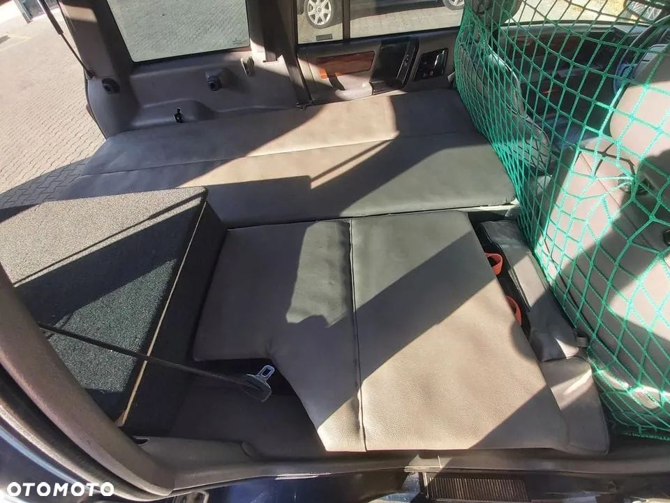 Jeep Grand Cherokee - 8