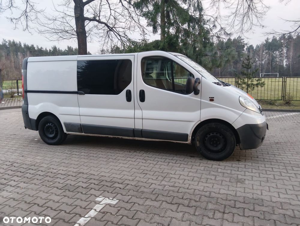 Opel Vivaro - 2