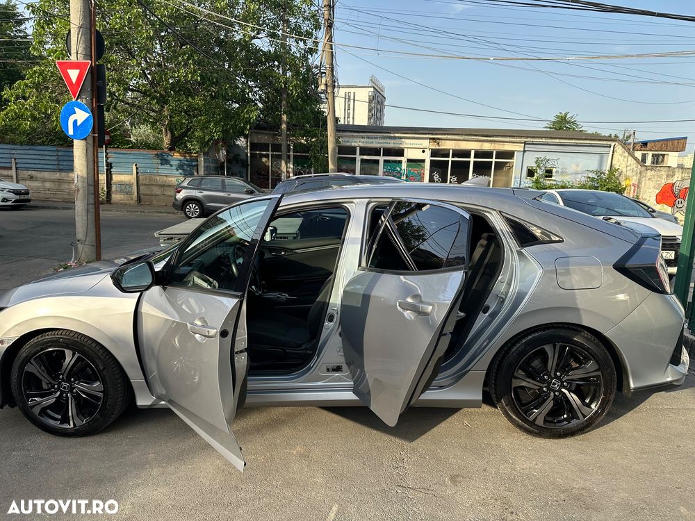 Honda Civic 1.0 VTEC Turbo CVT Elegance - 13