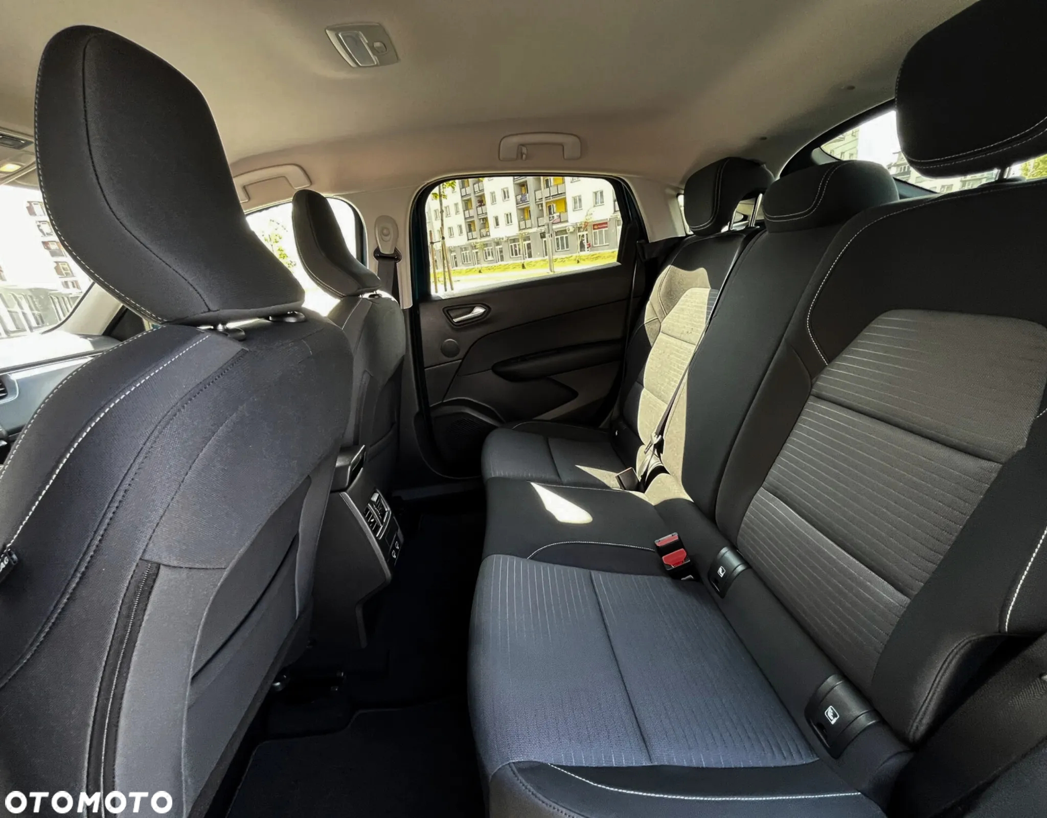 Renault Arkana 1.6 E-Tech Full Hybrid 145 Evolution MMT - 33