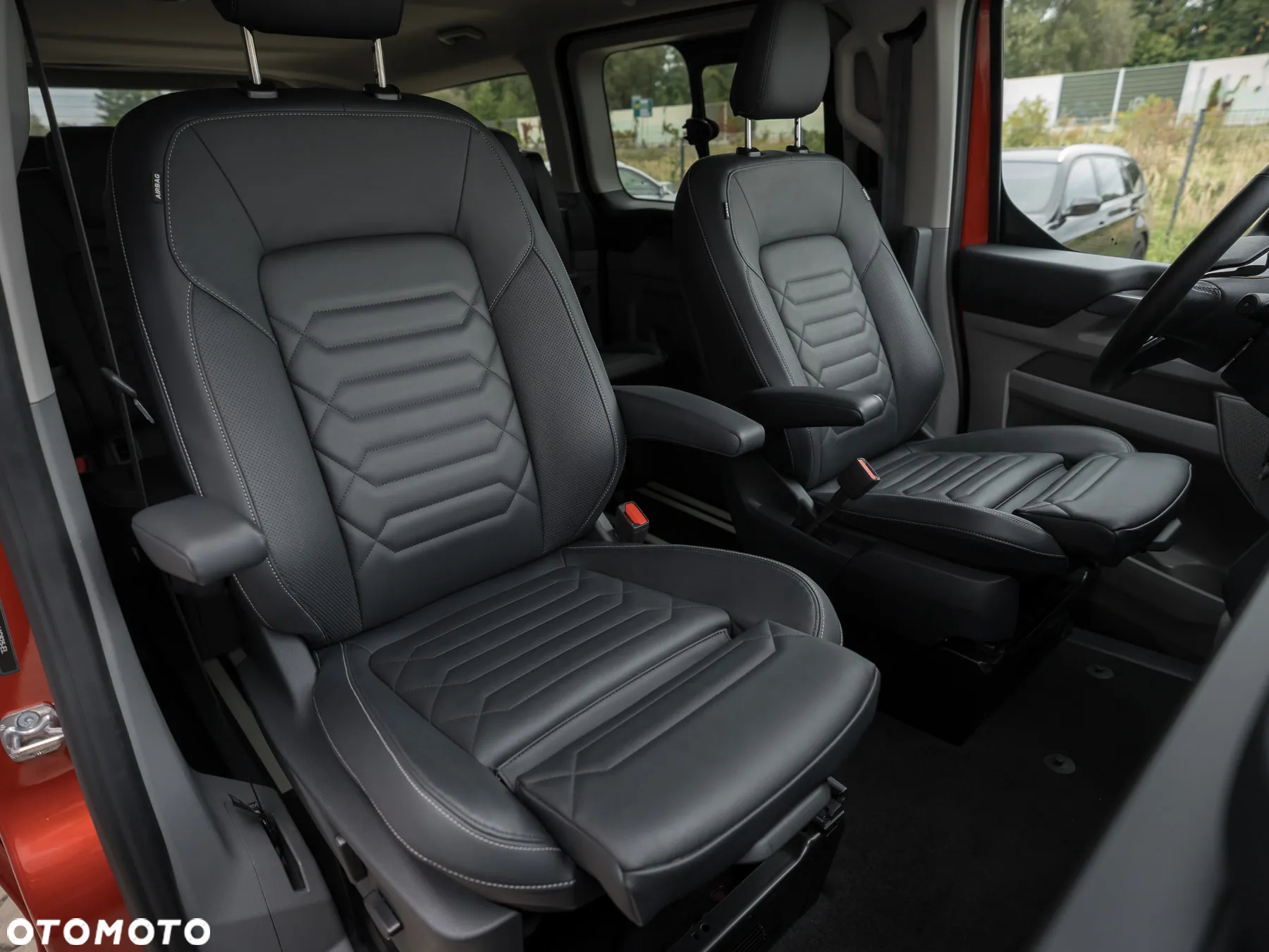 Ford Tourneo Custom 320 L2H1 4x4 Autm TitaniumX - 29