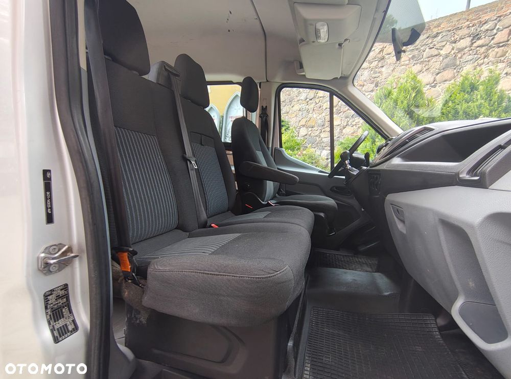 Ford Transit - 17