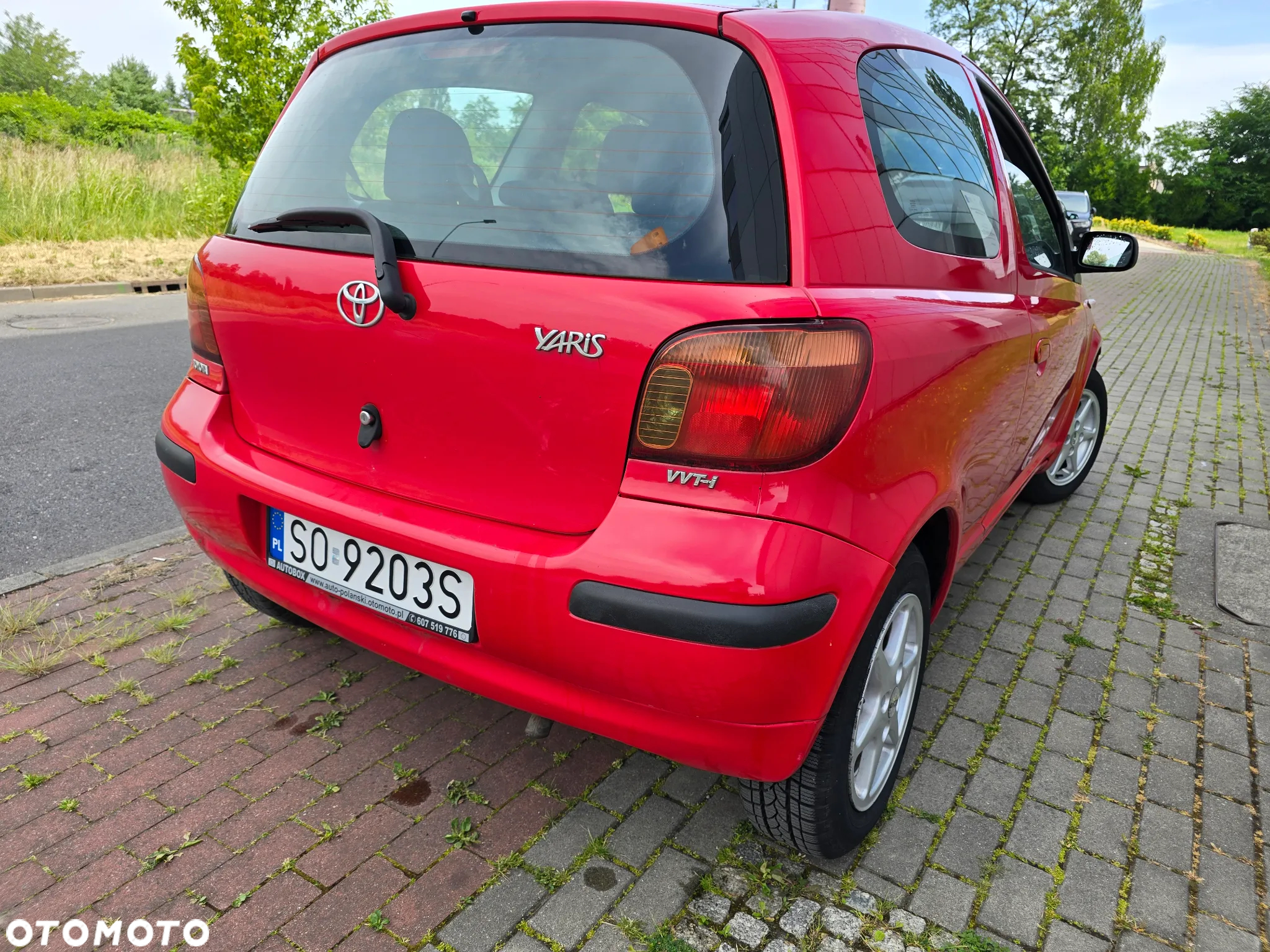 Toyota Yaris 1.0 - 9