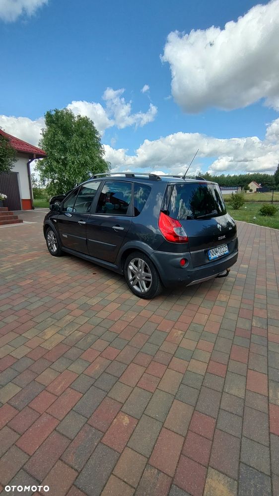Renault Scenic 1.9 dCi FAP Conquest - 5