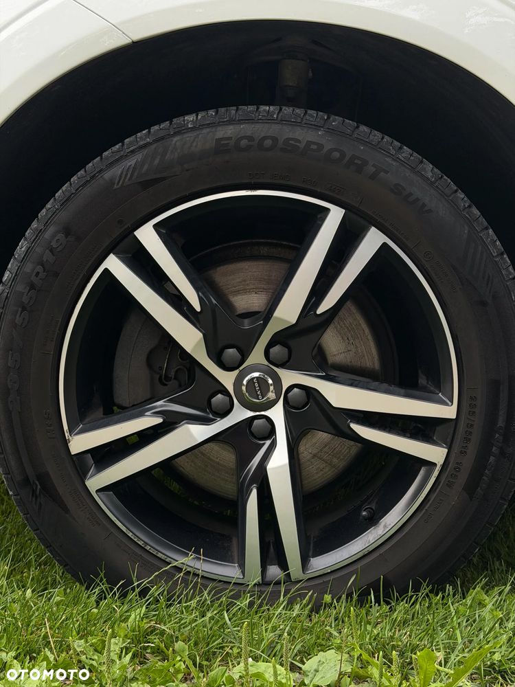 Volvo XC 60 T5 R-Design - 6