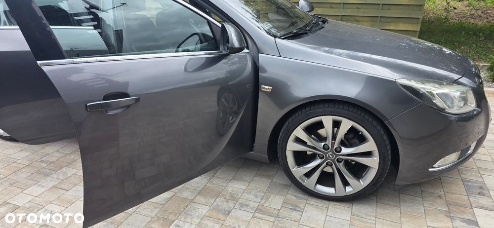 Opel Insignia 2.0 T Cosmo - 9