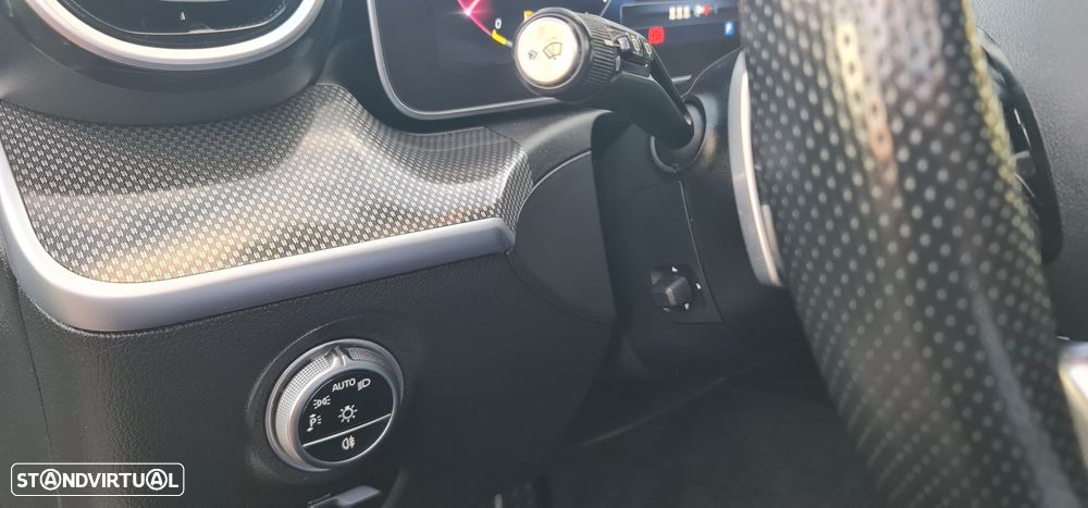 Mercedes-Benz C 220 d AMG Line - 51