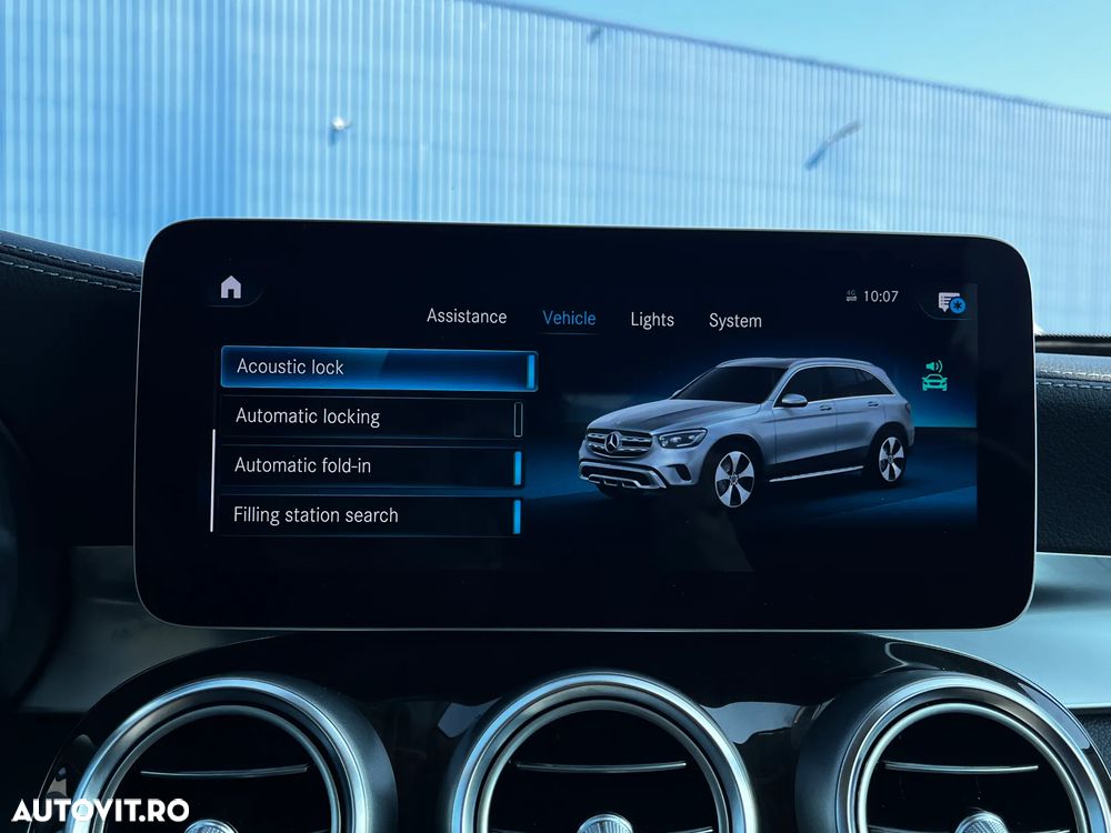 Mercedes-Benz GLC 300 4MATIC MHEV - 30