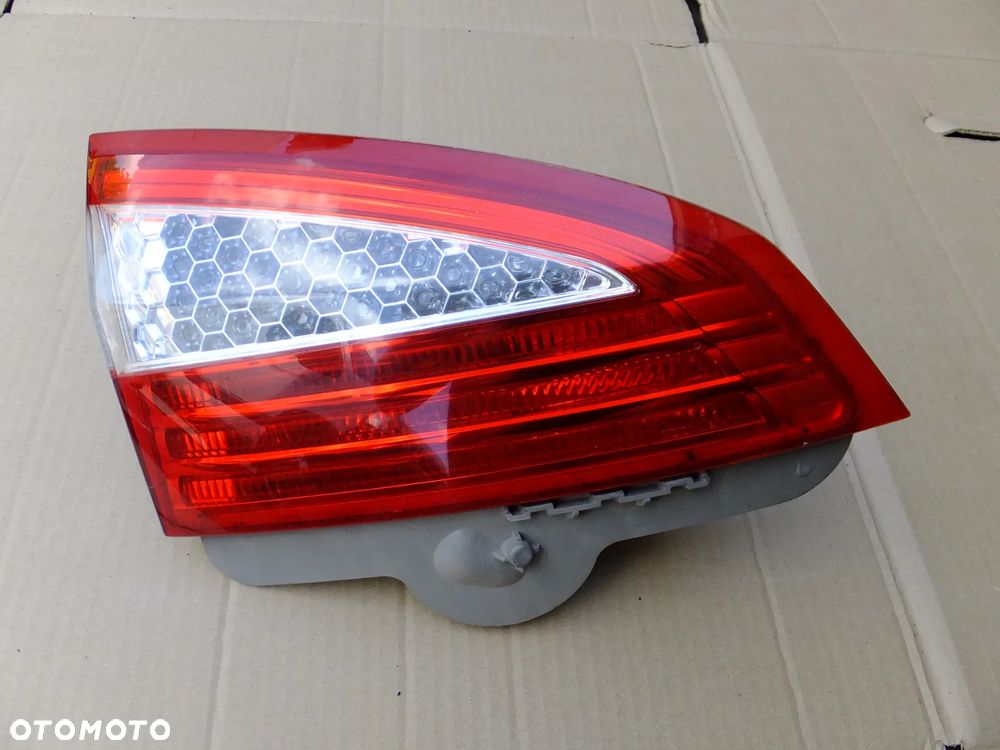 lampa lewy tył z klapy ford mondeo mk4 kombi 7S71-13A603-B - 1