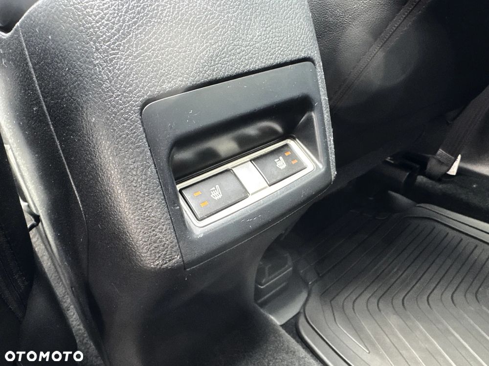 Subaru Forester 2.0 i Platinum (EyeSight) Lineartronic - 32