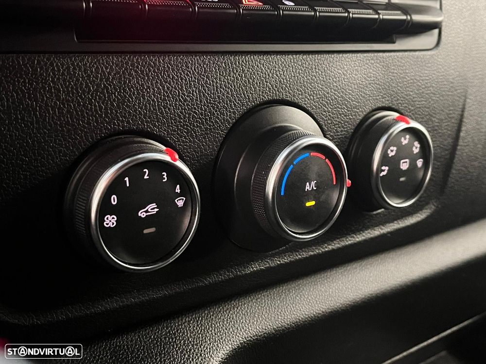 Renault Master 2.3 dCi L3H2 3.5T SS - 11