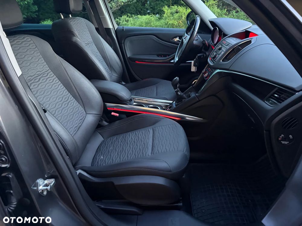 Opel Zafira 2.0 CDTI Cosmo EcoFLEX S&S - 13