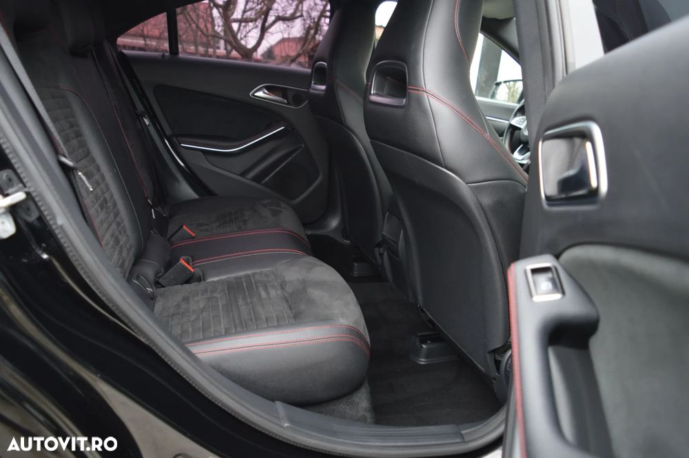 Mercedes-Benz CLA 250 4MATIC SB Aut. - 34