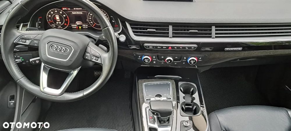 Audi Q7 3.0 TFSI Quattro Tiptronic - 11