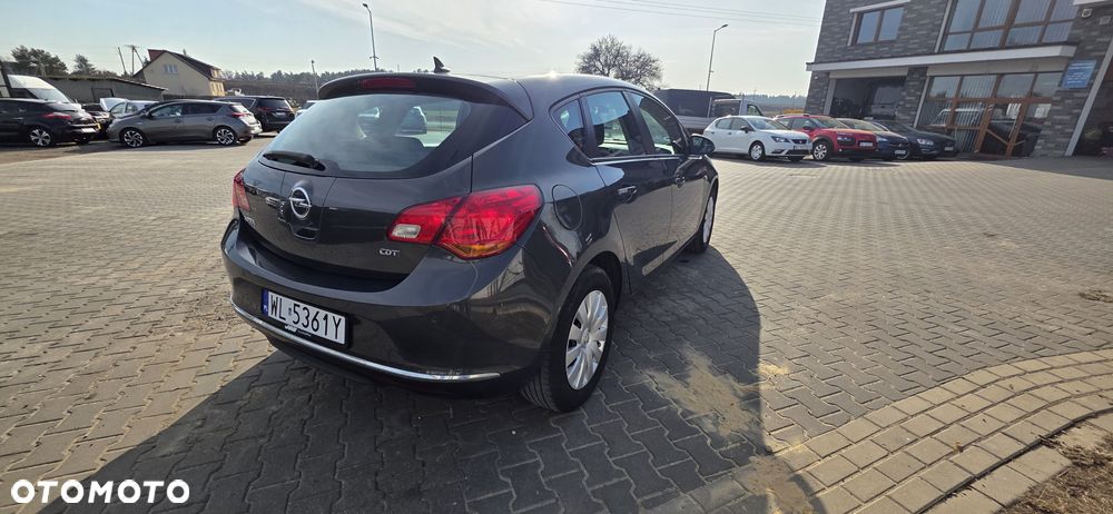 Opel Astra - 4