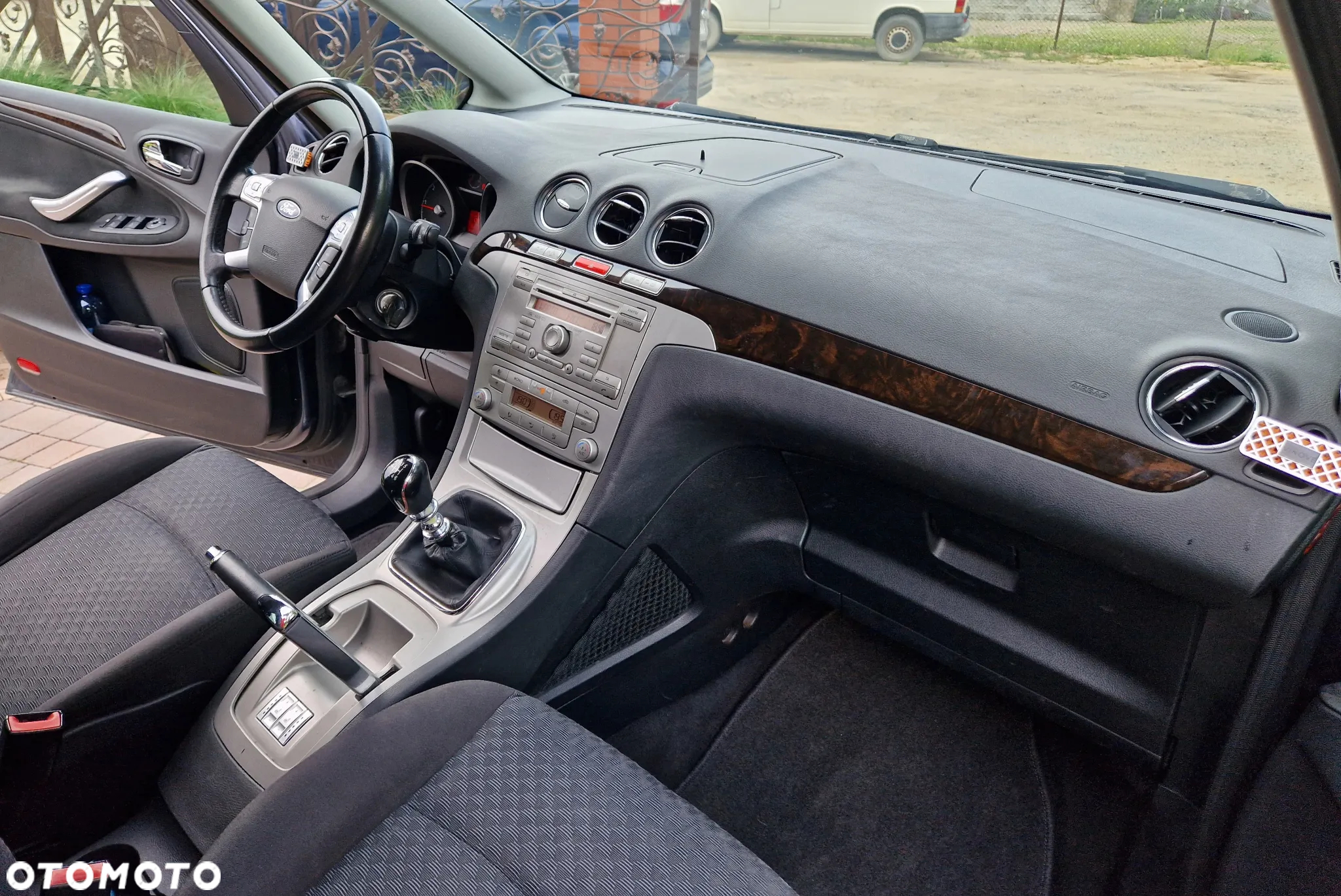 Ford Galaxy 2.0 TDCi Ghia - 20