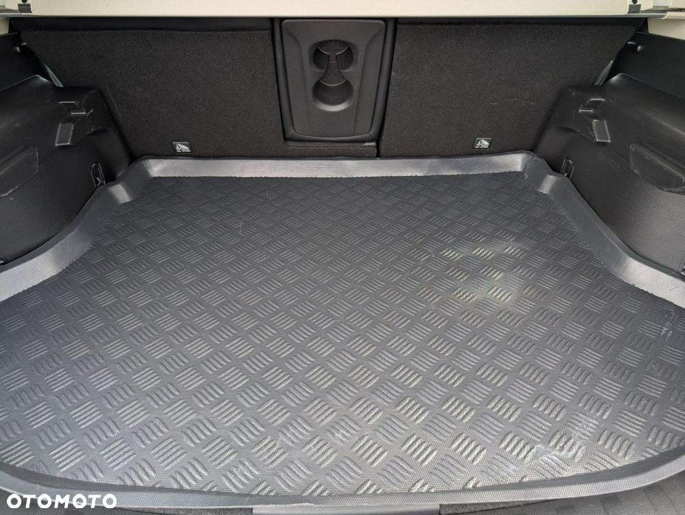 Nissan X-Trail - 18