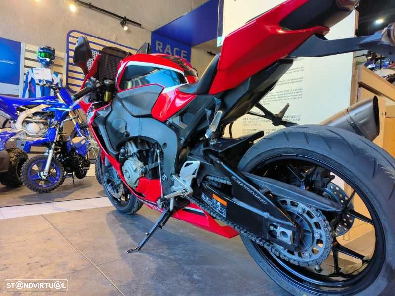 Honda CBR 1000 RA - 7