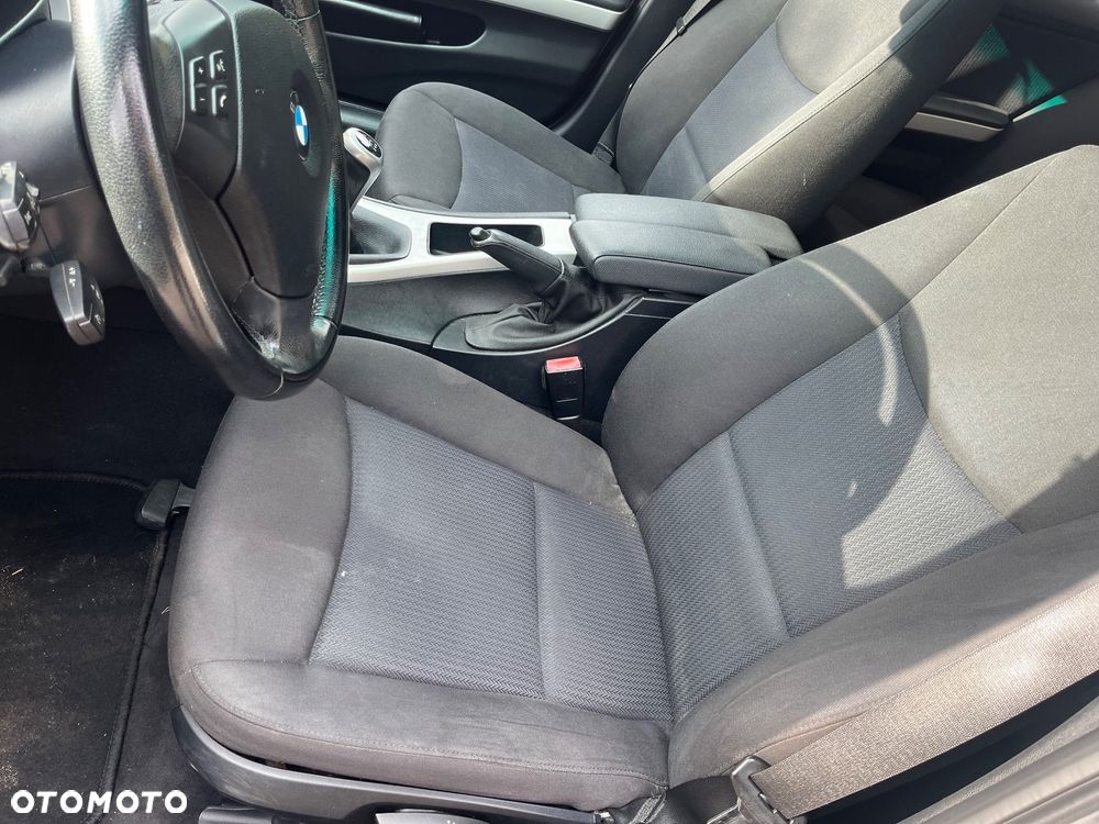 BMW Seria 3 318i Edition Lifestyle - 12