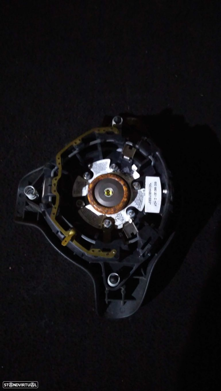 Airbag Volante Volkswagen Polo Classic (6V2) - 3