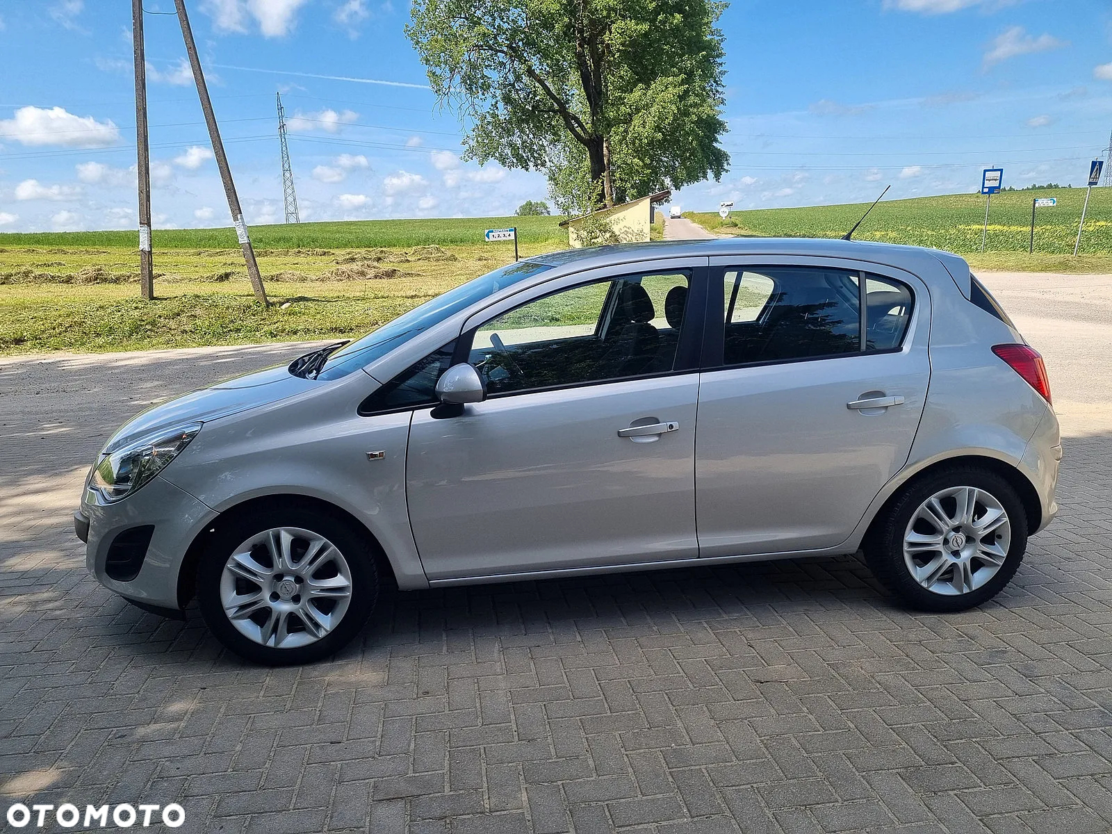 Opel Corsa 1.2 16V Enjoy - 2